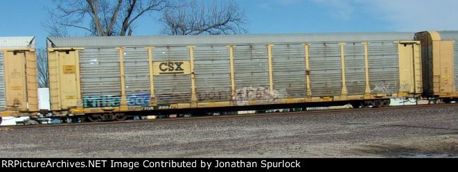 TTGX 990421 with CSX rack